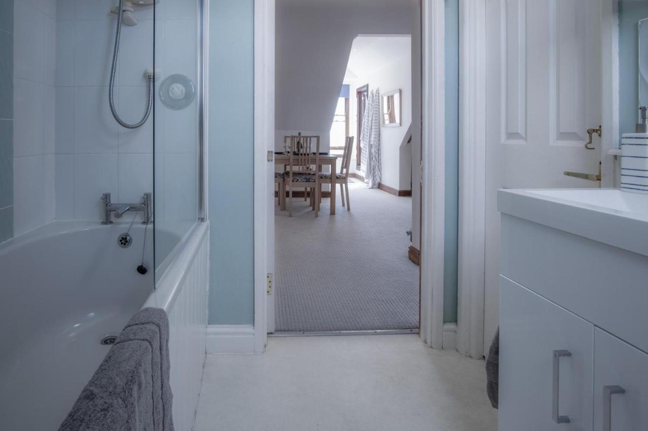 The Nest - 1 Bedroom Apartment - Tenby Zewnętrze zdjęcie