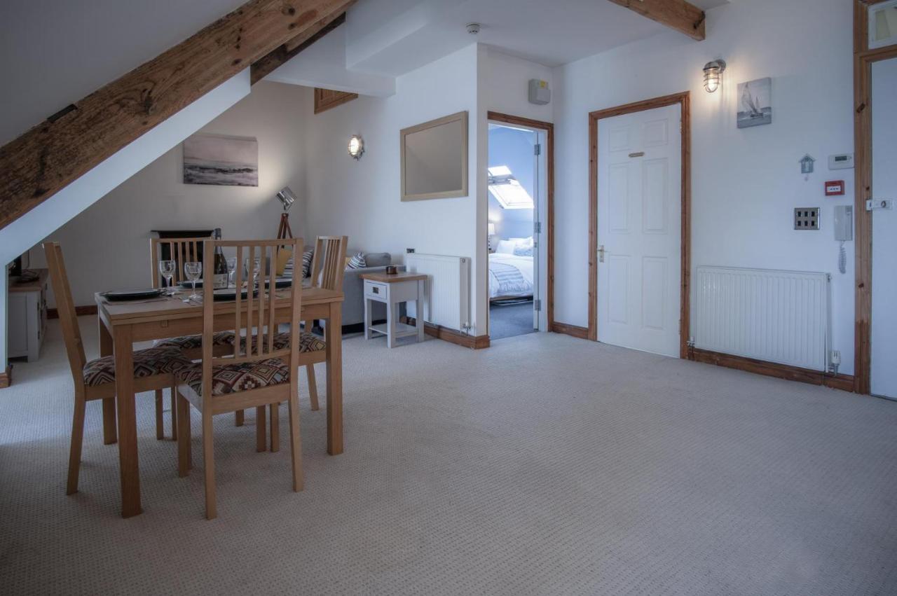 The Nest - 1 Bedroom Apartment - Tenby Zewnętrze zdjęcie